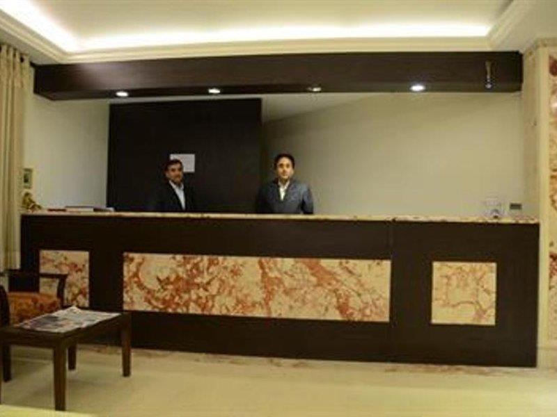 Fabhotel Marble Arch Karol Bagh Delhi  Exteriör bild