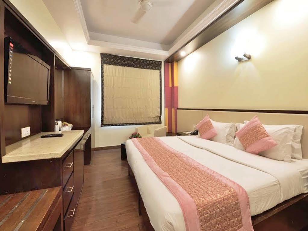 Fabhotel Marble Arch Karol Bagh Delhi  Exteriör bild