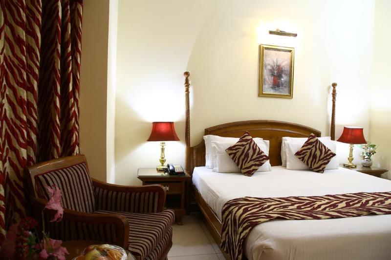 Fabhotel Marble Arch Karol Bagh Delhi  Exteriör bild