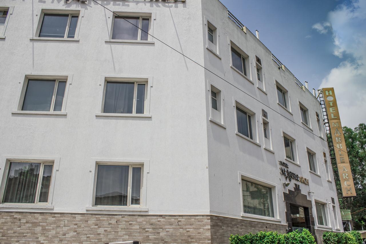 Fabhotel Marble Arch Karol Bagh Delhi  Exteriör bild